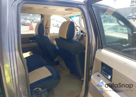 2005 Ford F-150 Lariat/Xlt z USA, uszkodzony, nr VIN 1FTPW12585KE85320